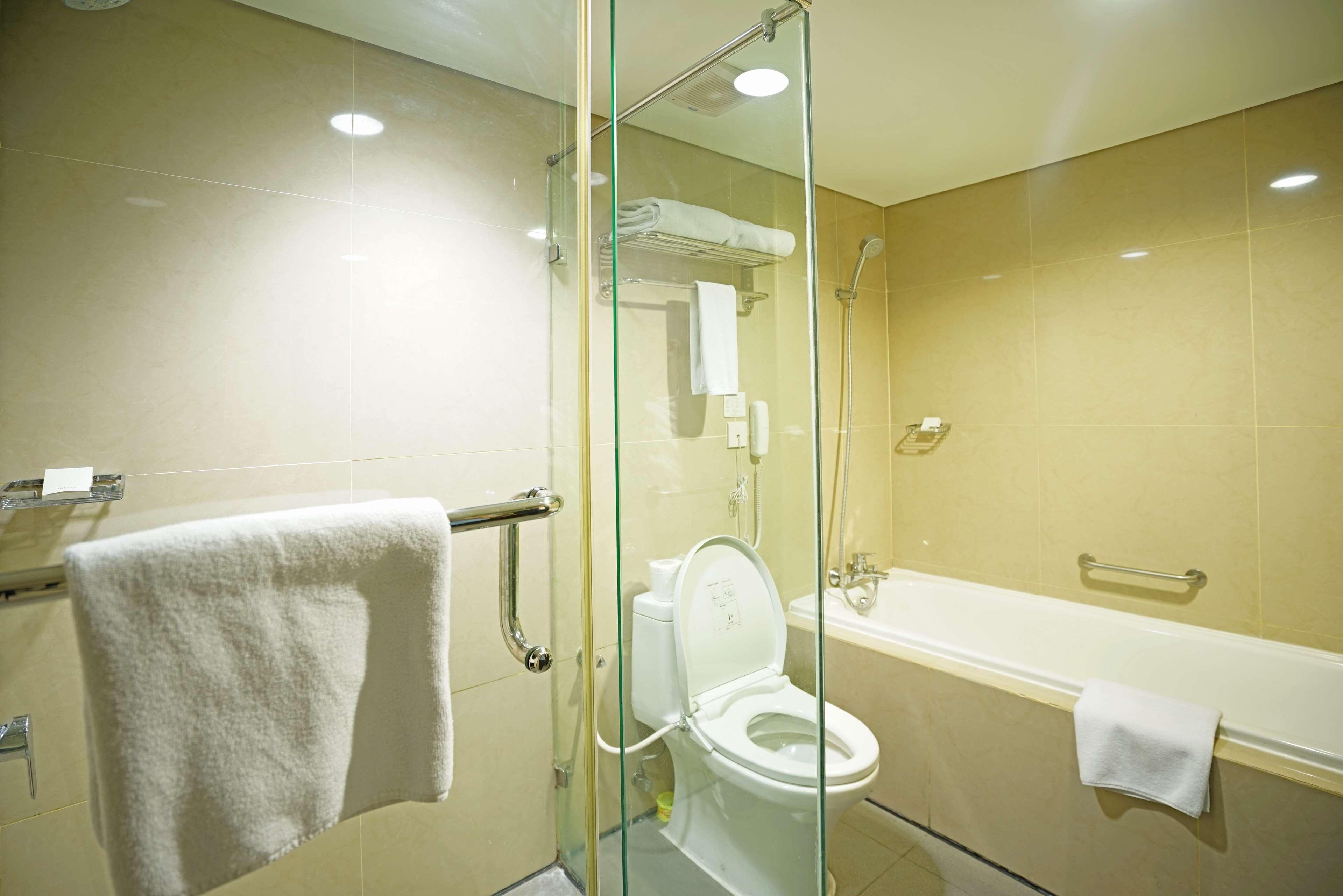 Best Western Premier The Hive Jakarta Buitenkant foto