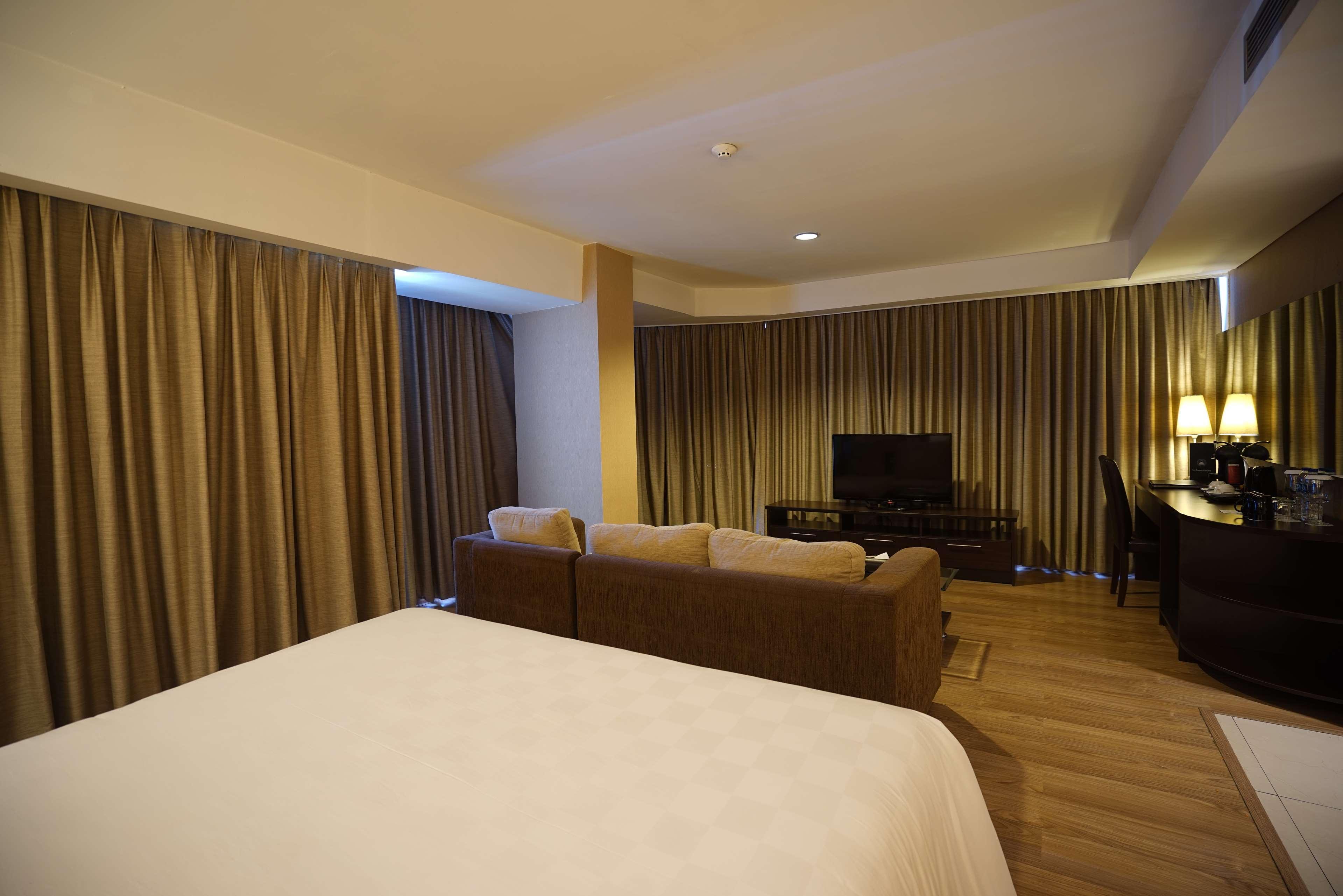 Best Western Premier The Hive Jakarta Buitenkant foto