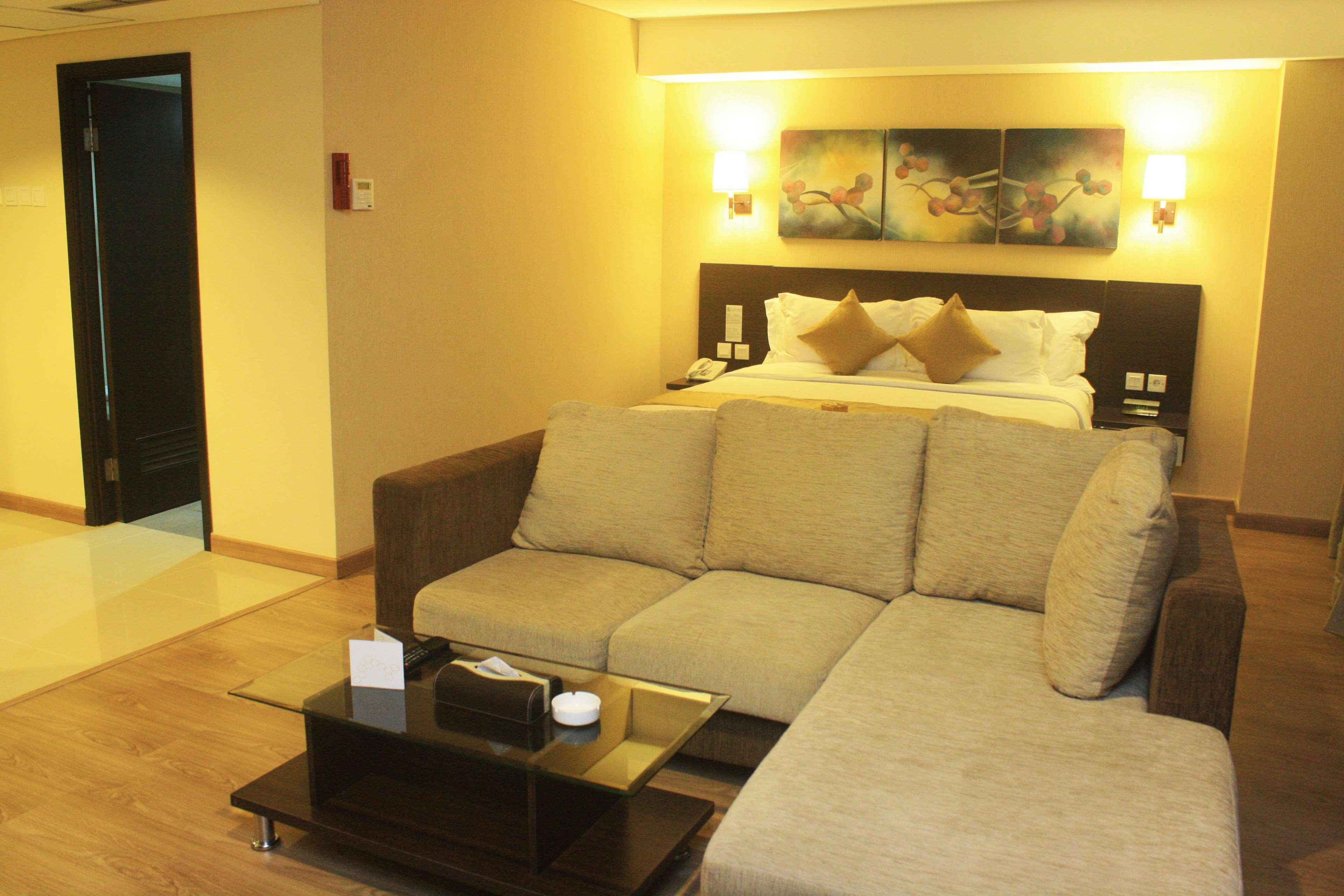 Best Western Premier The Hive Jakarta Buitenkant foto