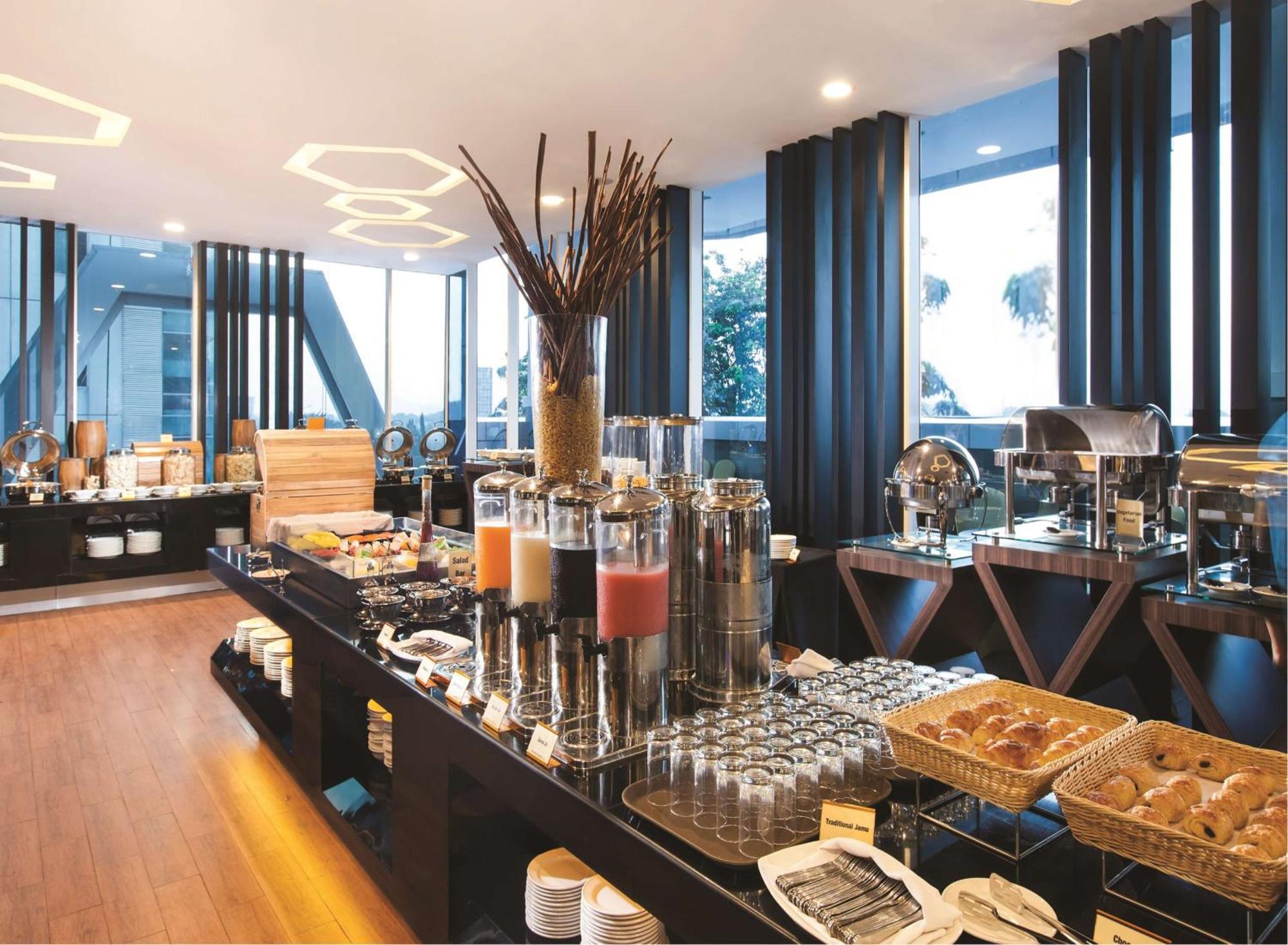 Best Western Premier The Hive Jakarta Buitenkant foto