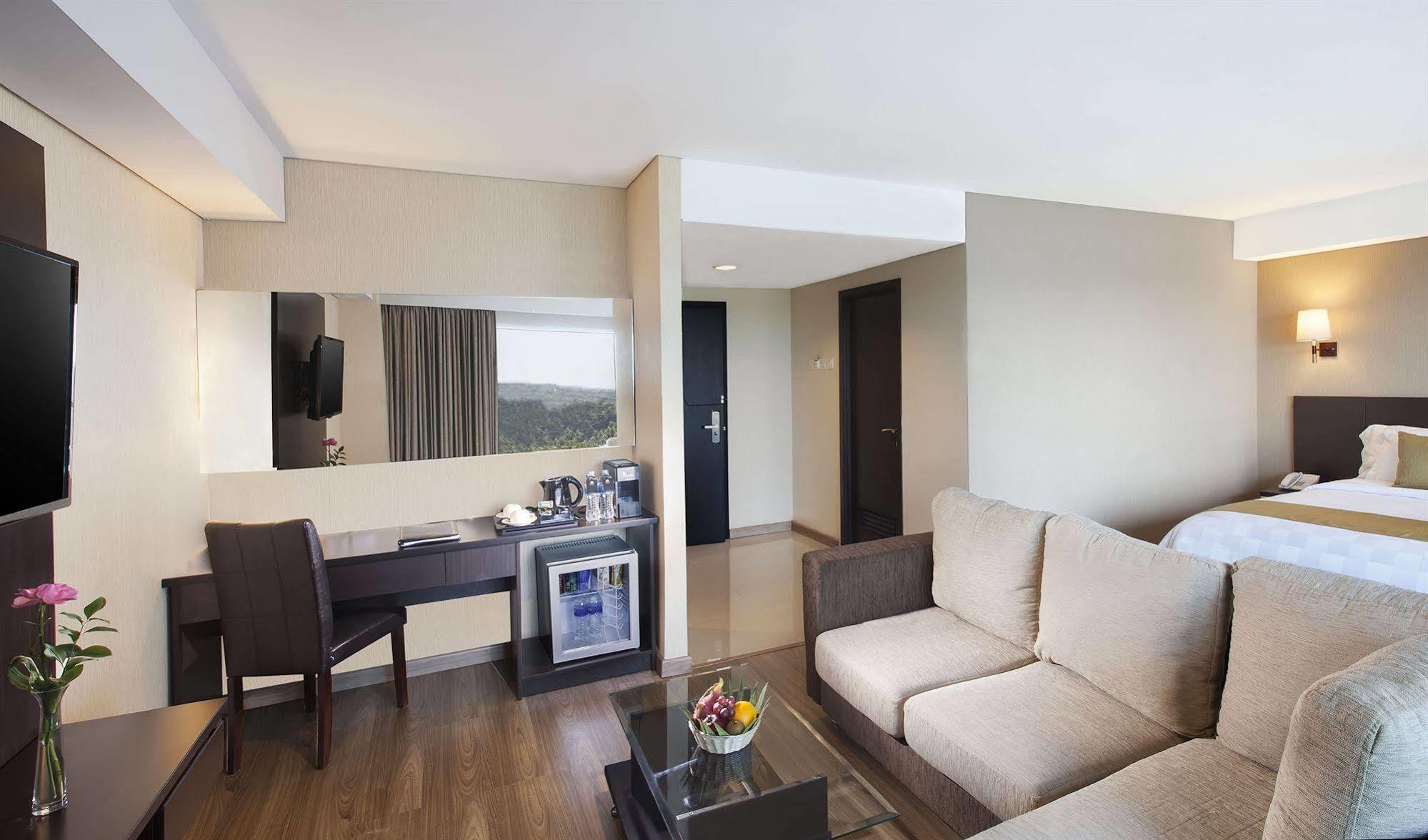 Best Western Premier The Hive Jakarta Buitenkant foto